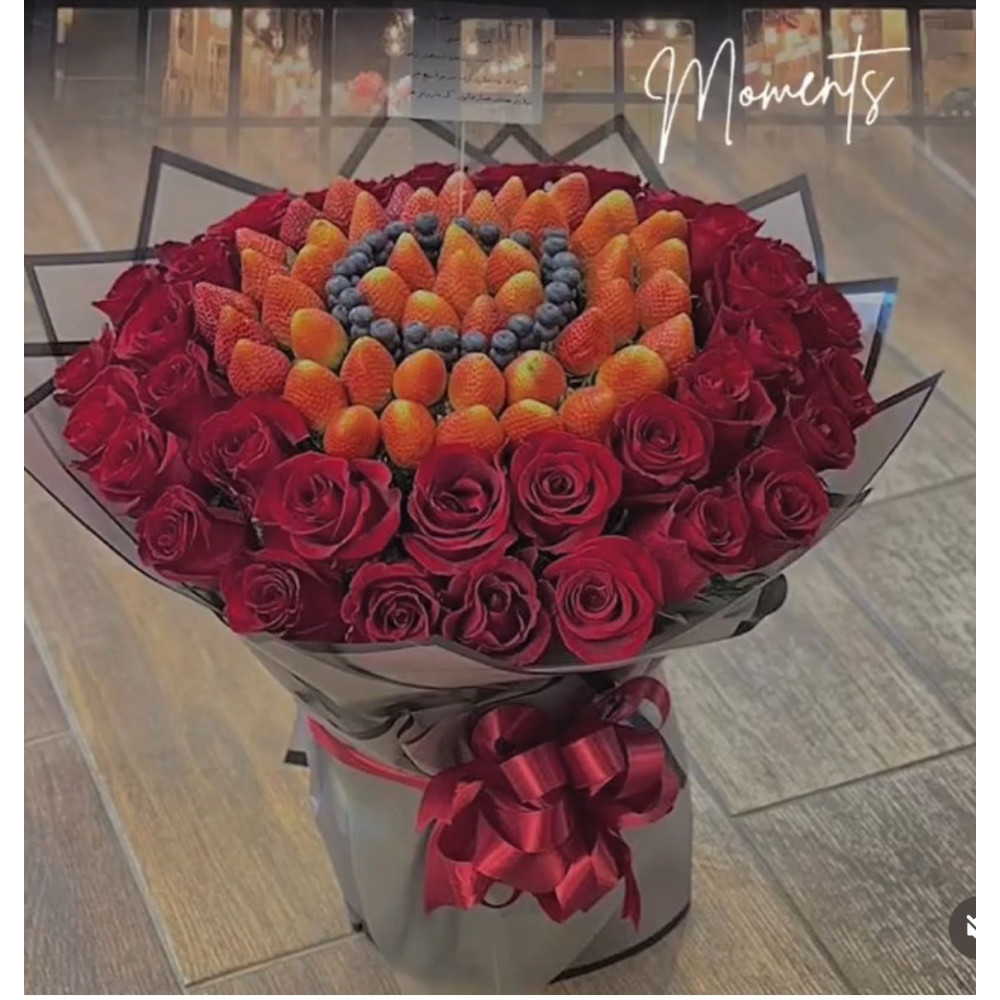 باقة ورد مع فراولة