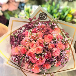 باقة ورد انيقة