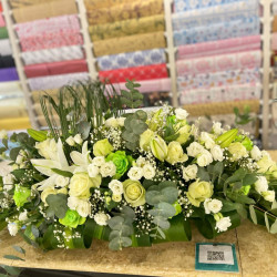 طاولة باقة ورد طبيعي 